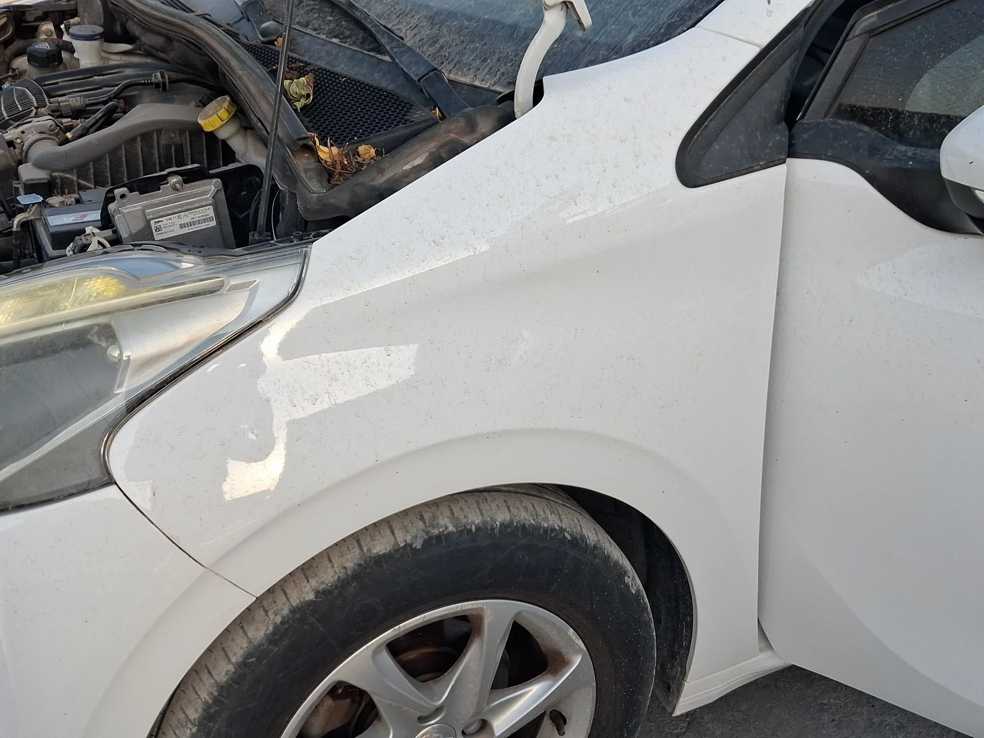 Aleta Delantera Izquierda para Peugeot 208 I (Ca_, Cc_)