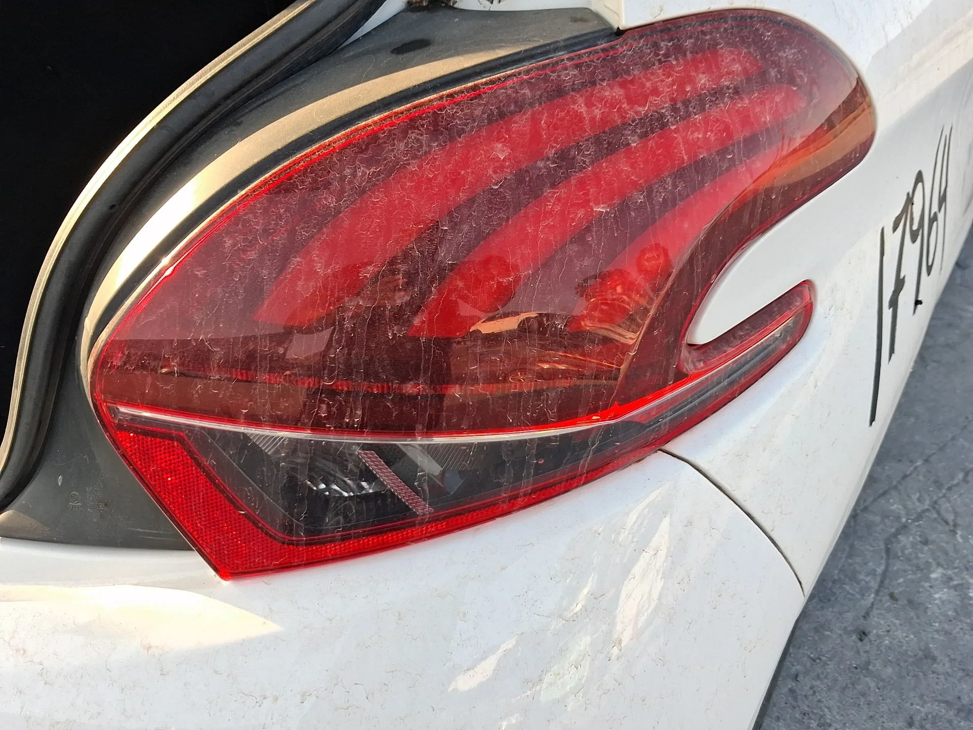 Piloto Trasero Derecho para Peugeot 208 I (Ca_, Cc_)