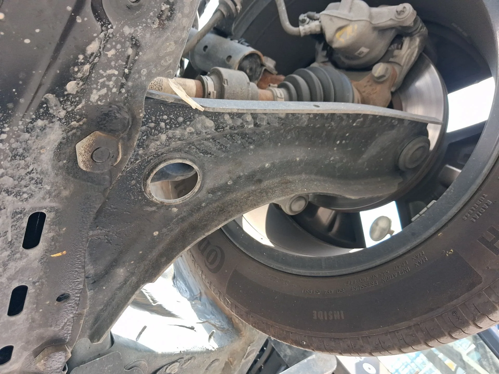 Brazo Suspension Inferior Delantero Izquierdo para Dacia Sandero Iii