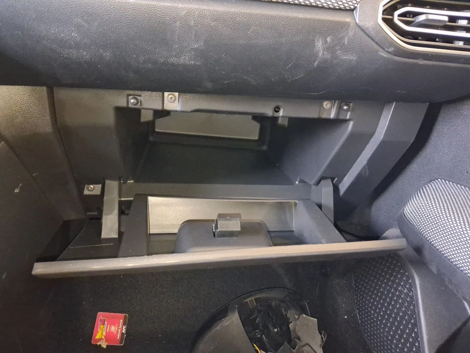 Guantera para Dacia Sandero Iii