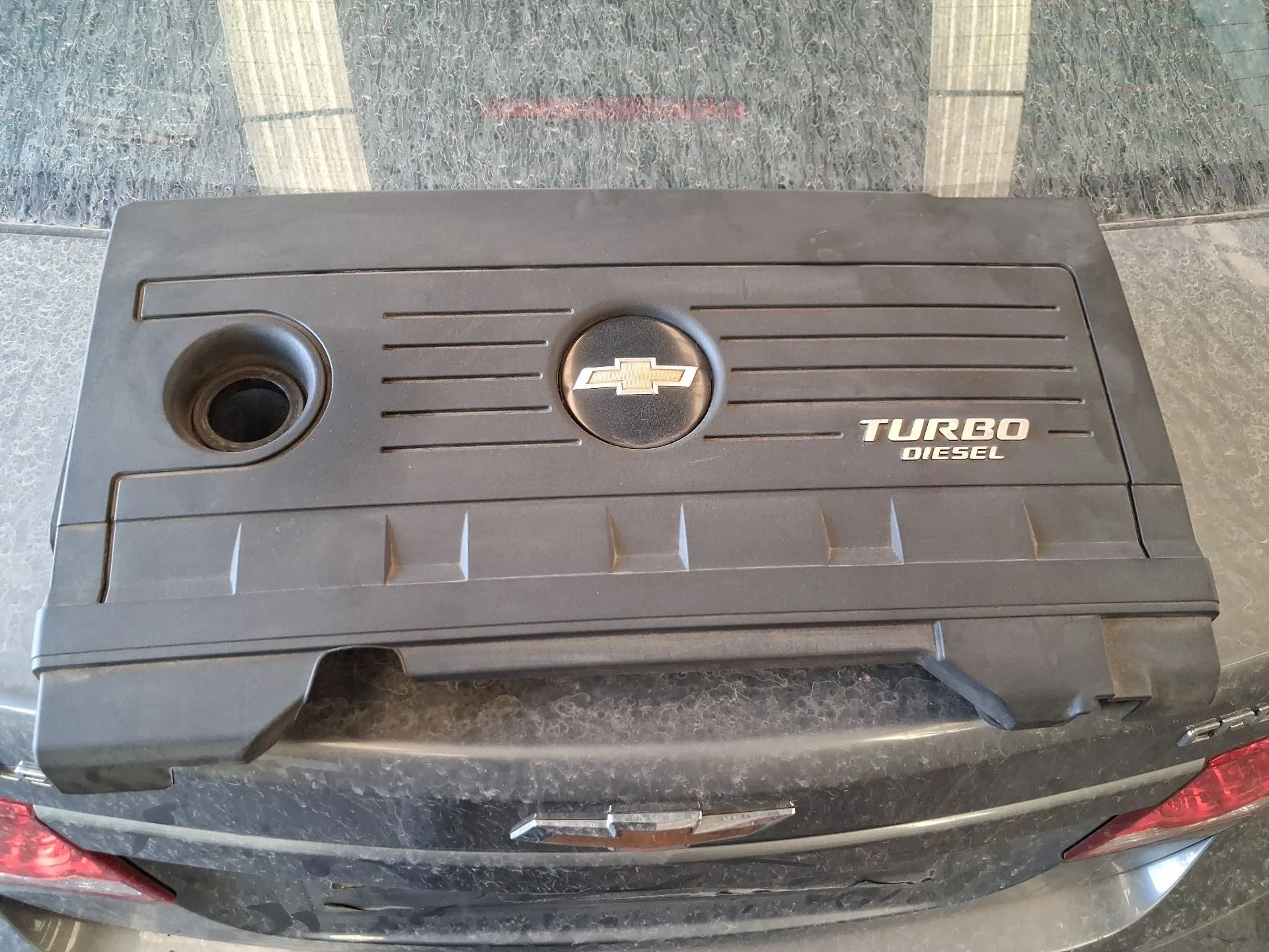 Tapa Motor para Chevrolet Cruze (J300)