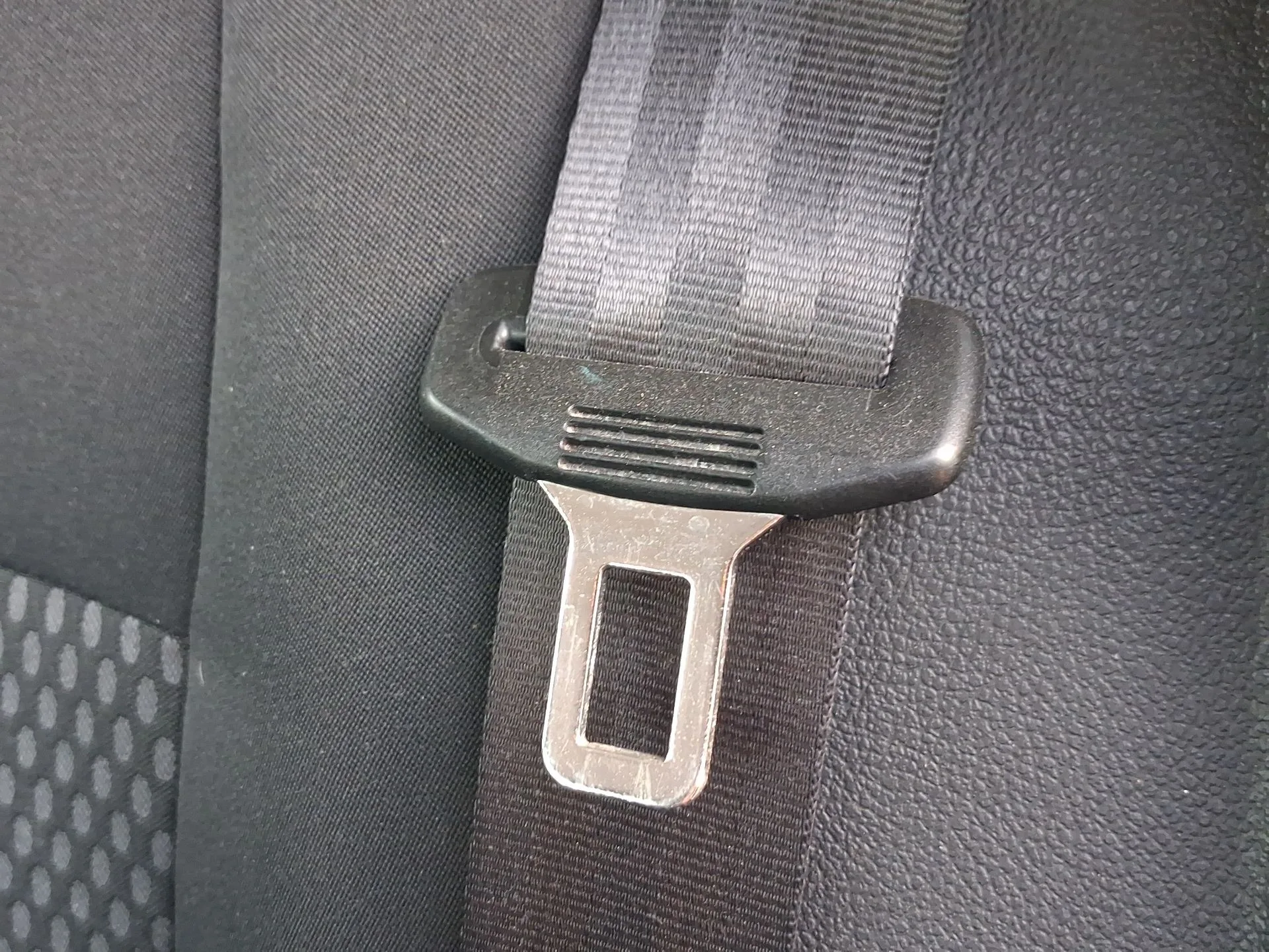 Cinturon Seguridad Trasero Izquierdo para Volkswagen Tiguan (5N_)