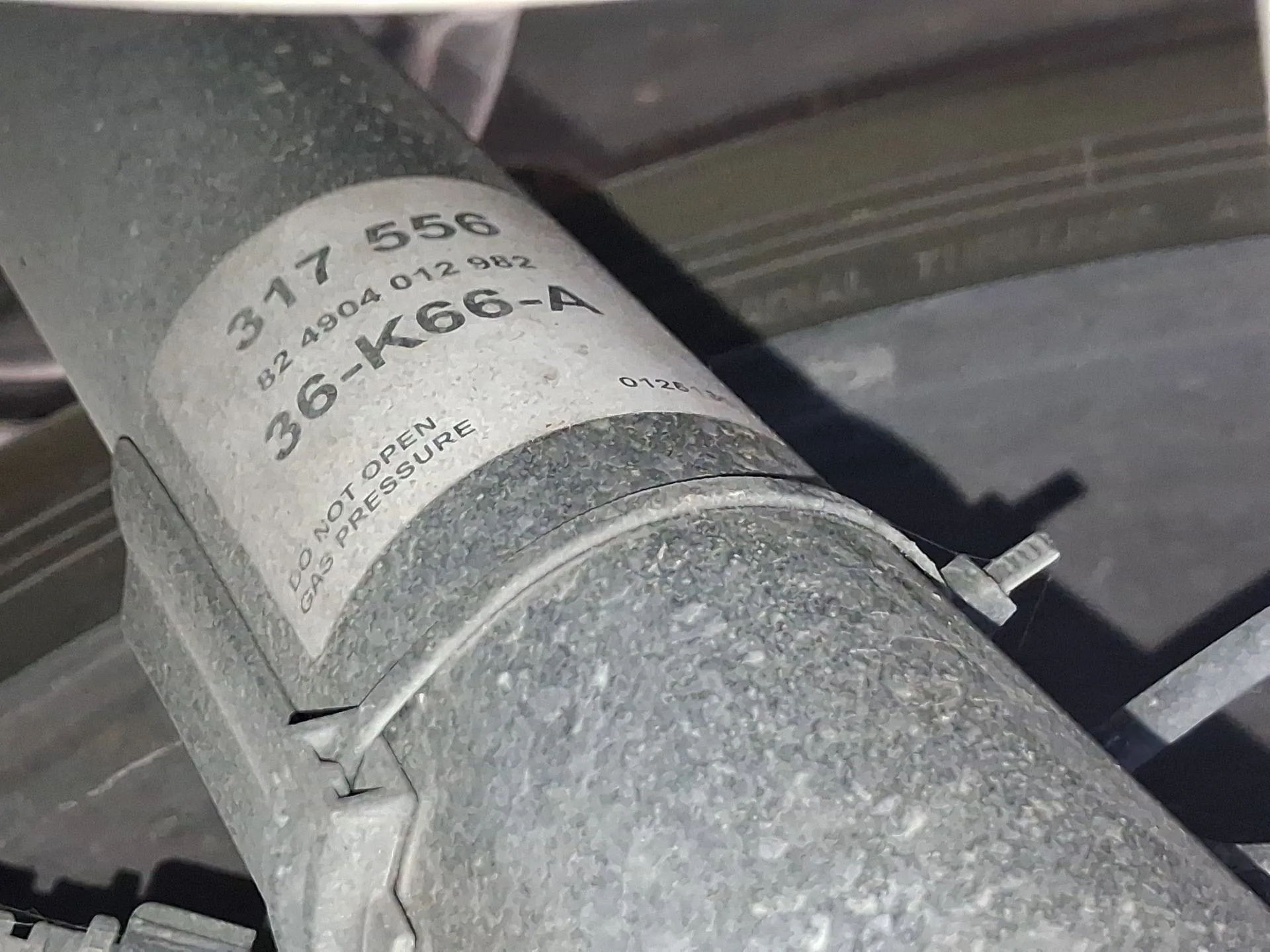 Amortiguador Delantero Derecho para Mercedes-Benz Clase C (W204)