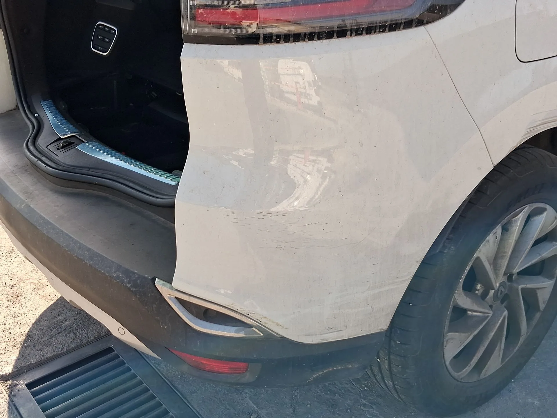 Paragolpes Trasero para Renault Espace V (Jr_)