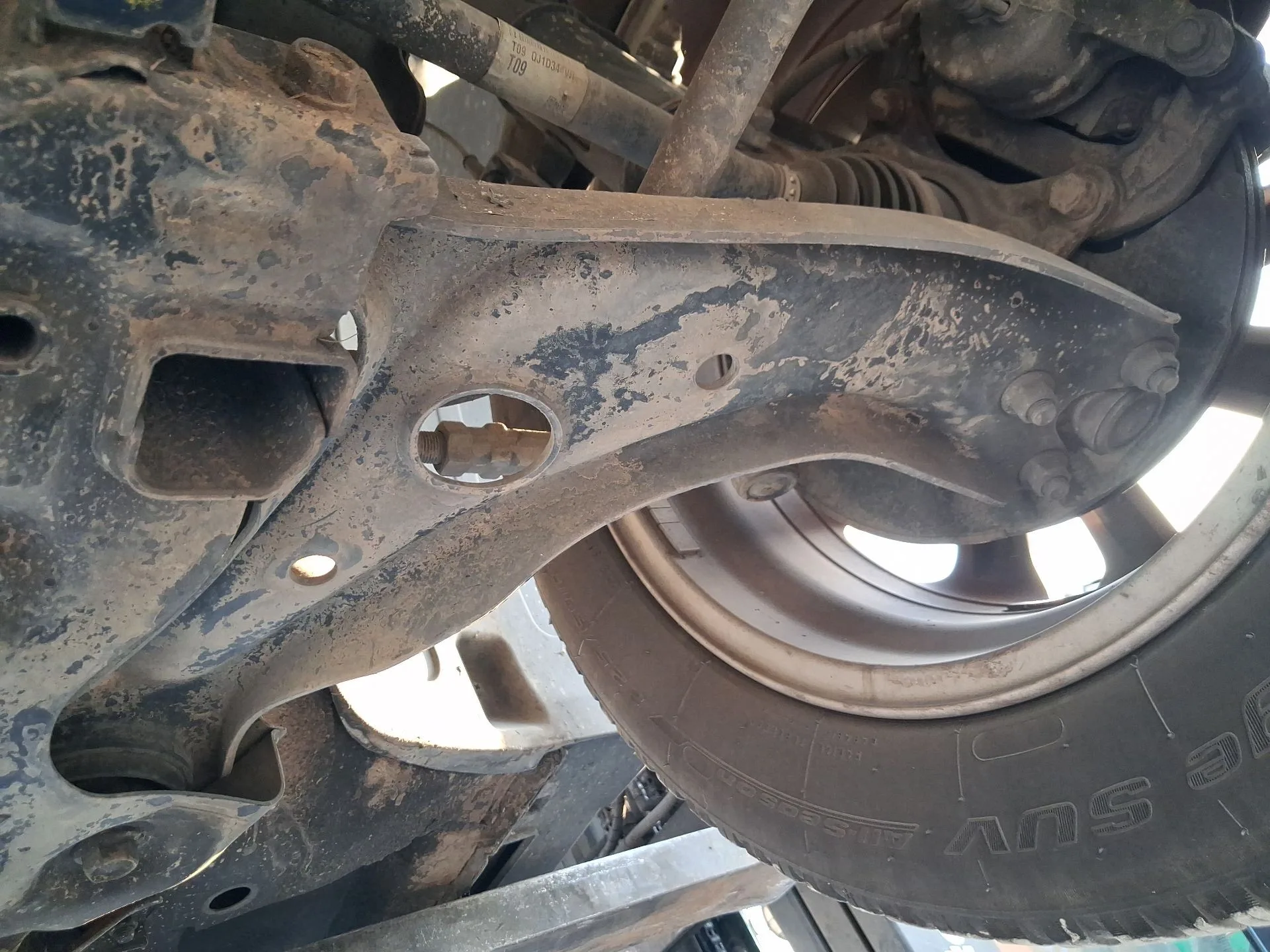 Brazo Suspension Inferior Delantero Izquierdo para Hyundai Tucson (Tl, Tle)