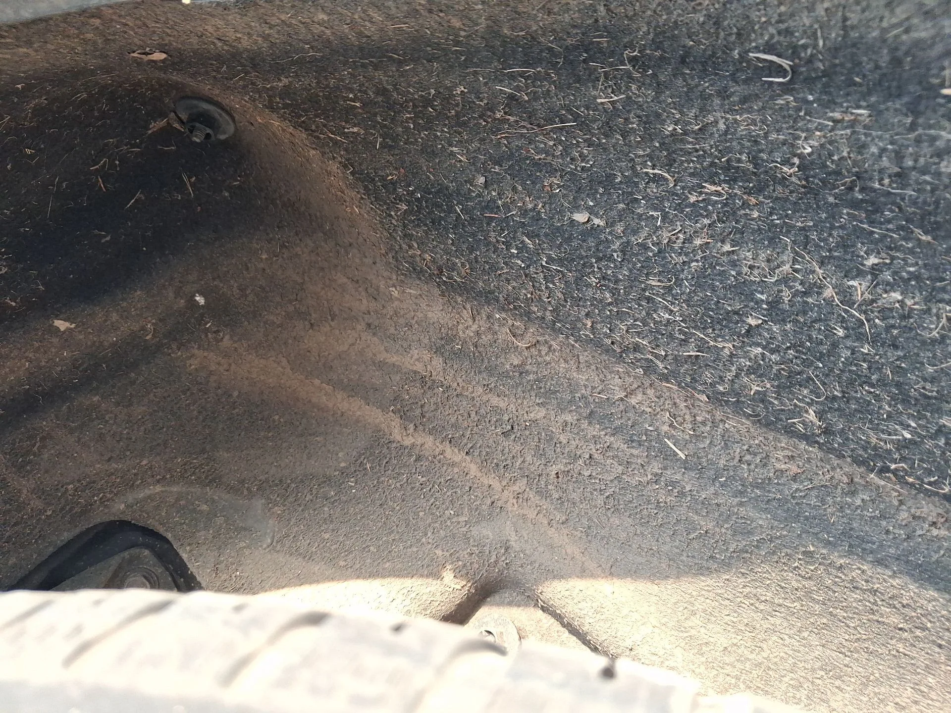 Plastico Pase Rueda Tras. Izq. para Hyundai Tucson (Tl, Tle)