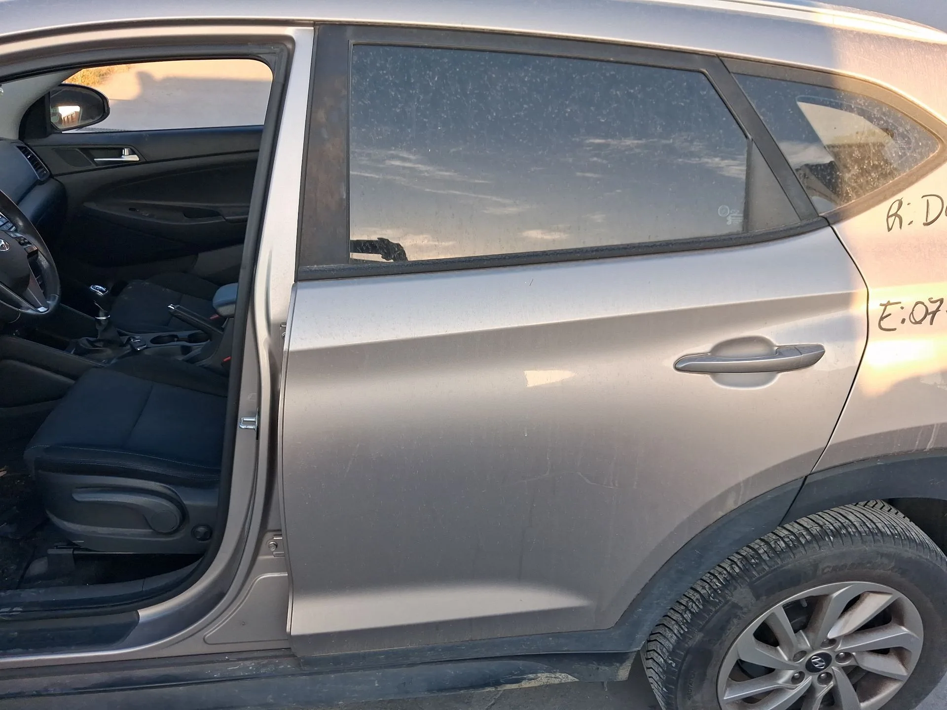 Puerta Trasera Izquierda para Hyundai Tucson (Tl, Tle)