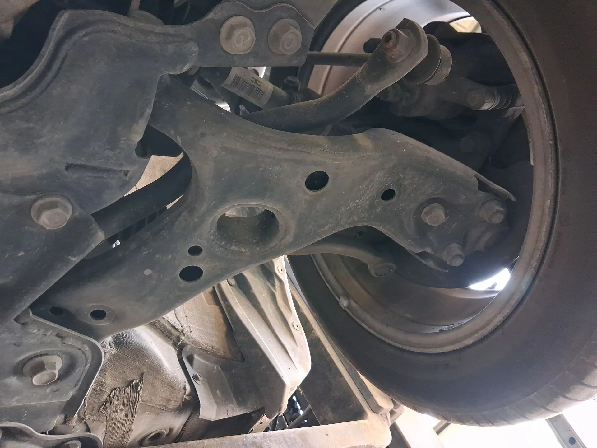 Brazo Suspension Inferior Delantero Izquierdo para Toyota Auris (_E18_)