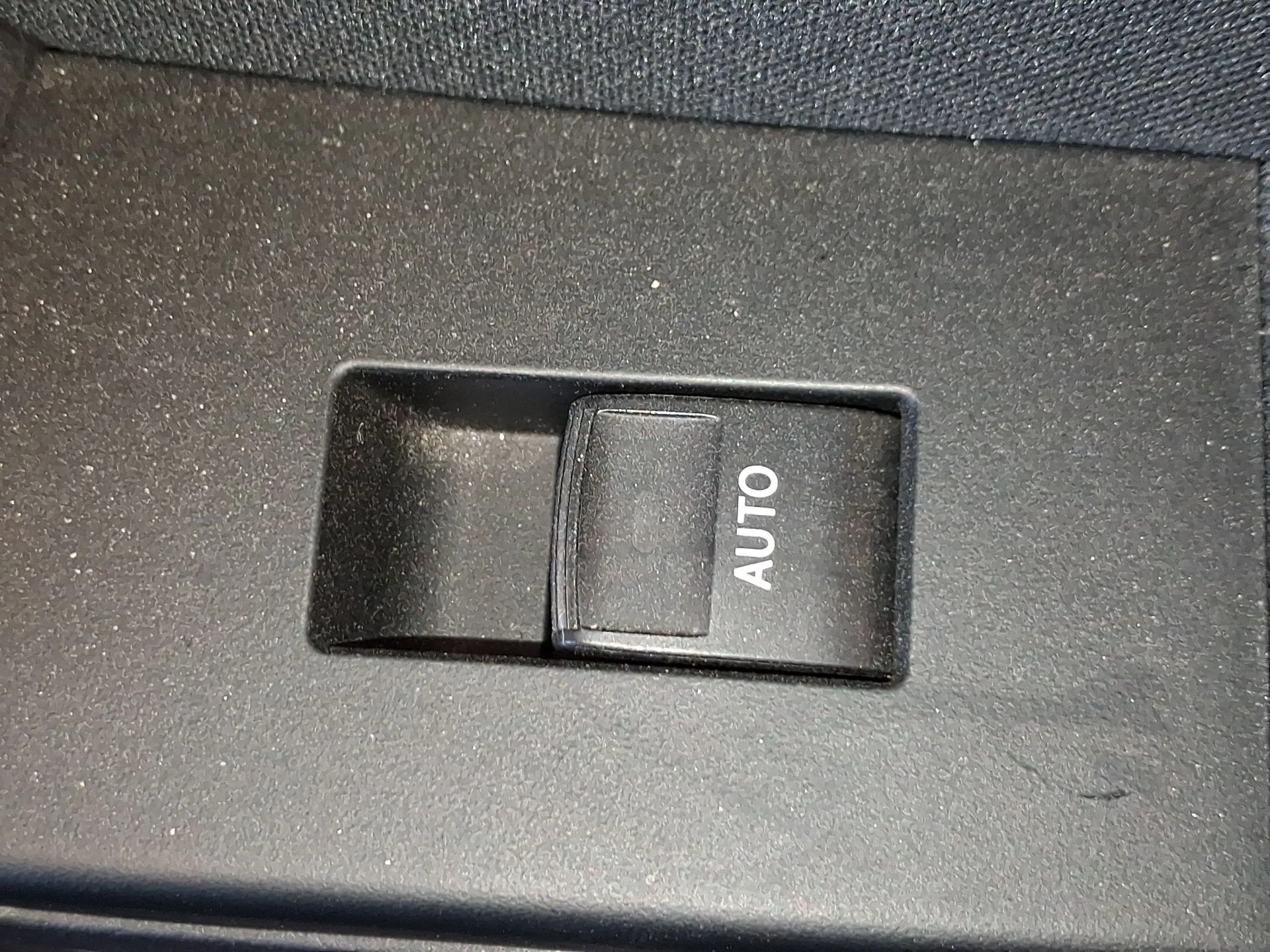 Mando Elevalunas Trasero Derecho para Toyota Auris (_E18_)