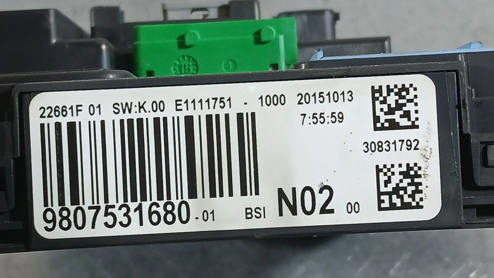 Caja Reles / Fusibles para Peugeot 208 I (Ca_, Cc_)