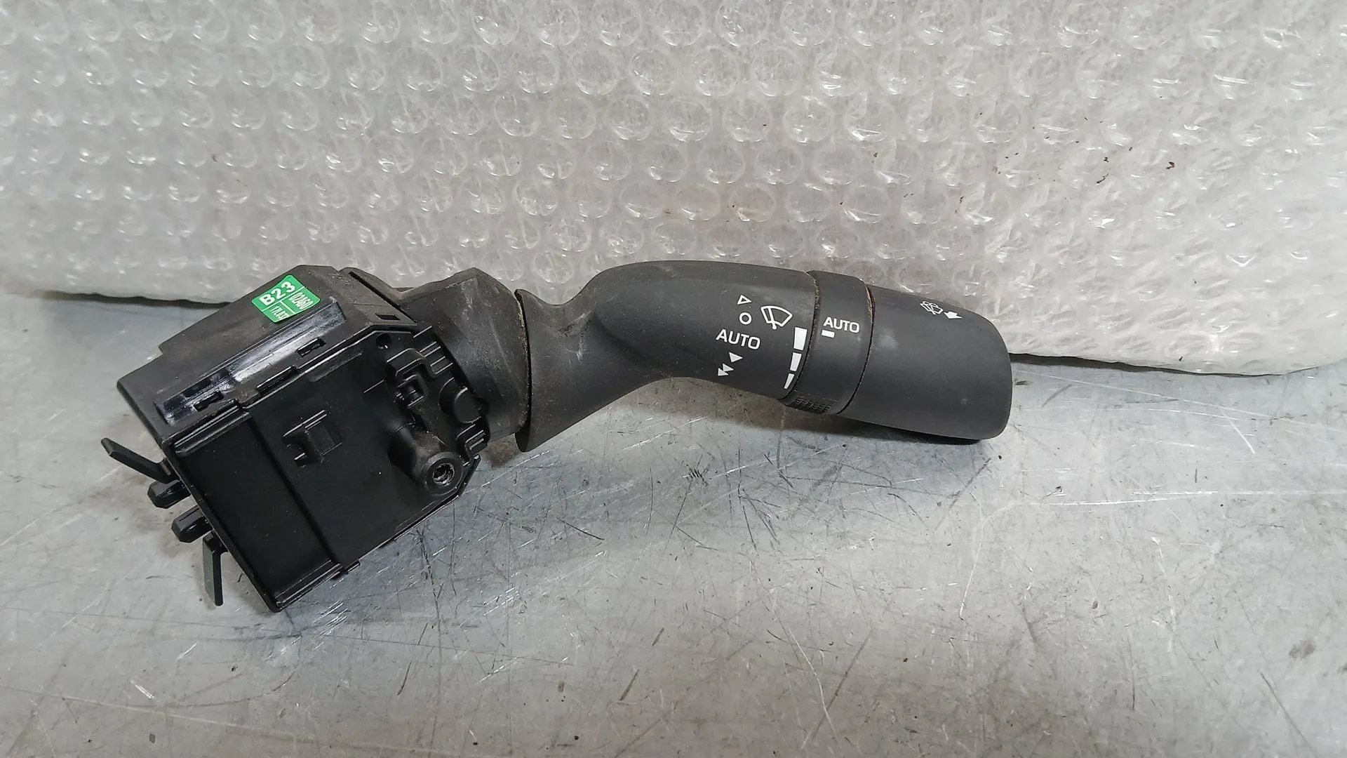 Mando Limpia para Toyota Corolla (E21)