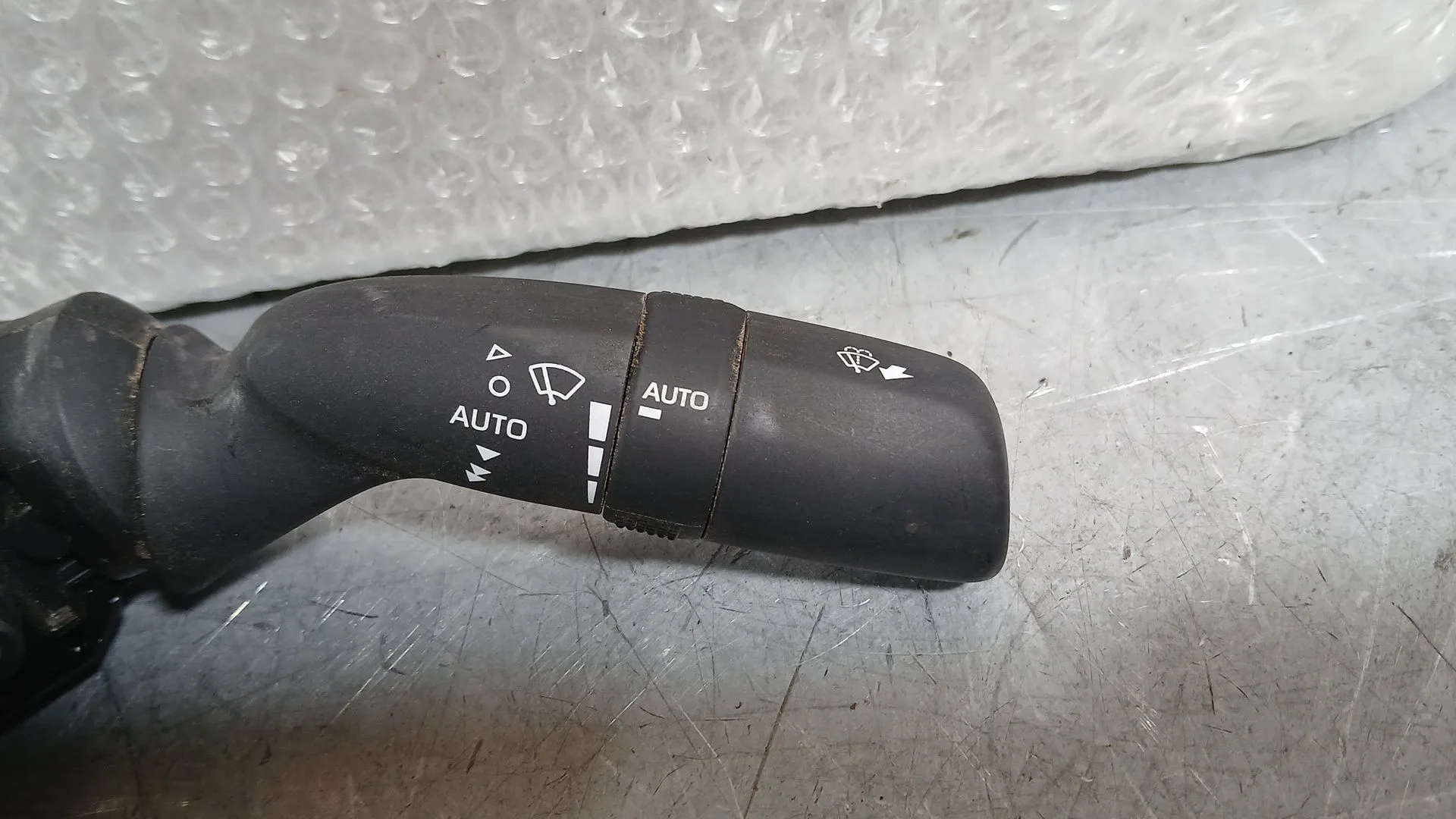 Mando Limpia para Toyota Corolla (E21)