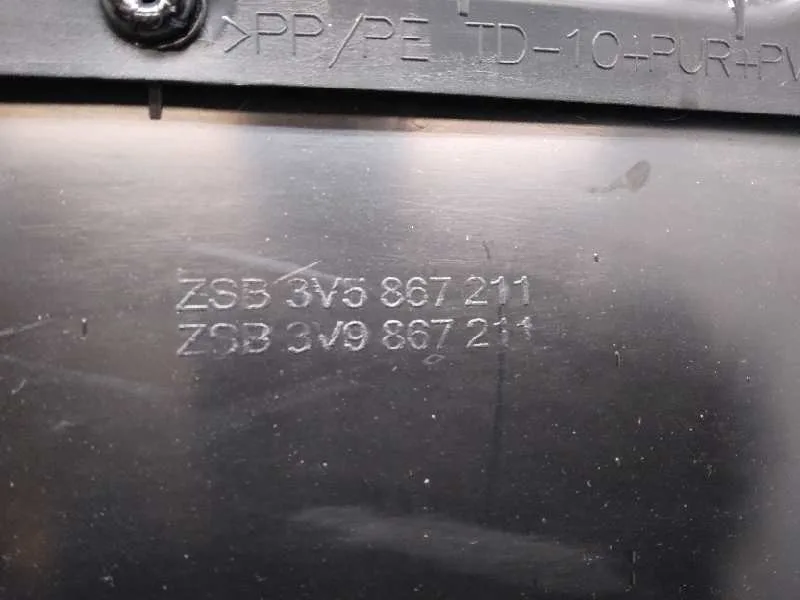Guarnecido Puerta Trasera Izquierda para Skoda Superb (3V3)