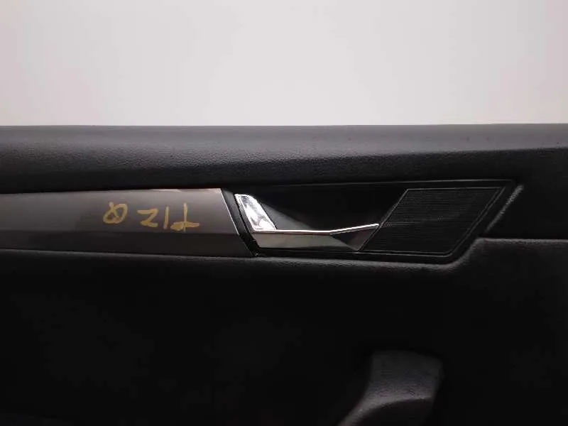Guarnecido Puerta Trasera Izquierda para Skoda Superb (3V3)
