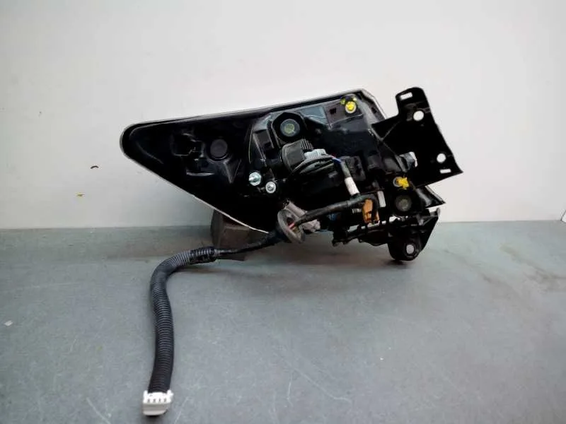 Piloto Trasero Derecho para Toyota Corolla (E21)