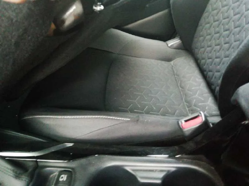 Asiento Delantero Derecho para Toyota Corolla (E21)
