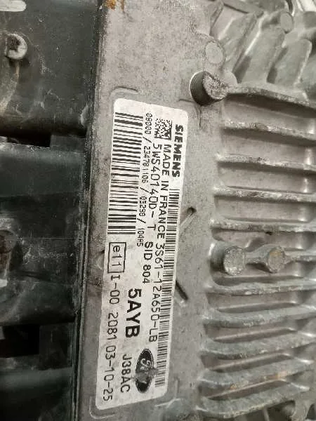 Centralita Motor Uce para Ford Fiesta (Cbk)
