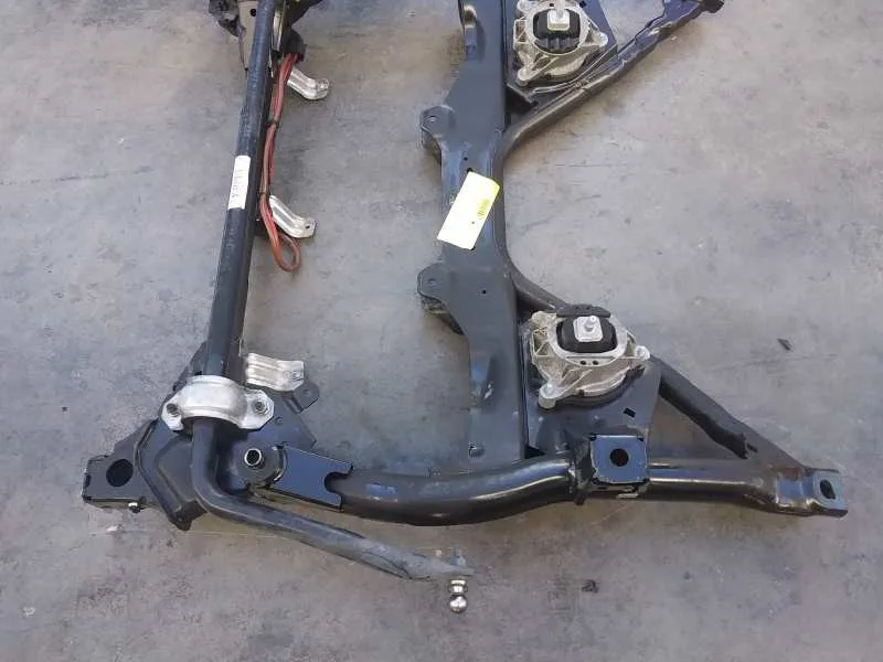 Puente Delantero para Bmw Serie 1 Lim. (F20)