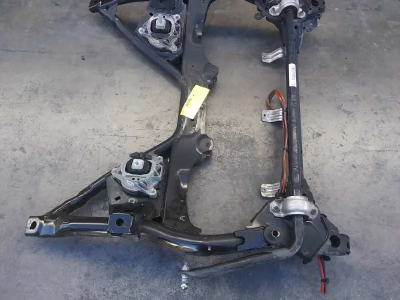 Puente Delantero para Bmw Serie 1 Lim. (F20)
