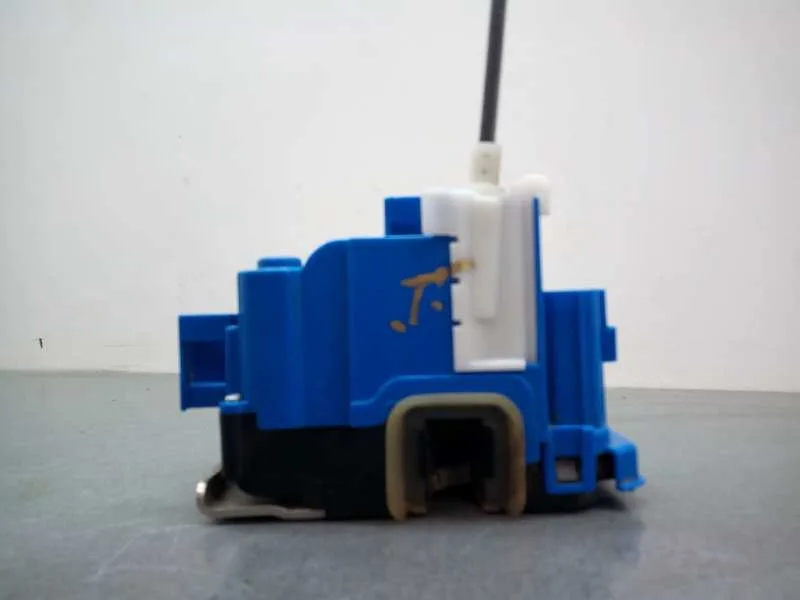 Cerradura Puerta Delantera Derecha para Fiat 500 L (330)