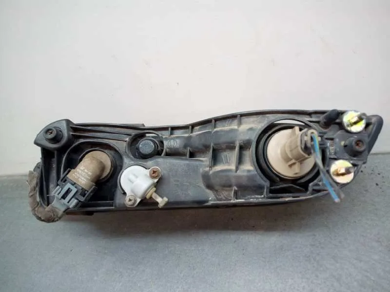 Faro Antiniebla Derecho para Ssangyong Rexton