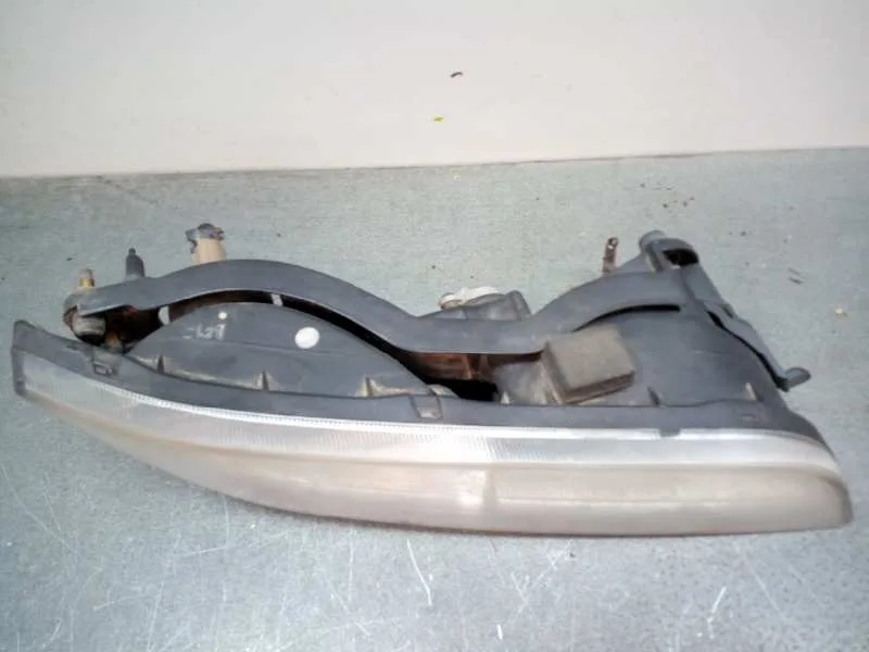 Faro Antiniebla Derecho para Ssangyong Rexton