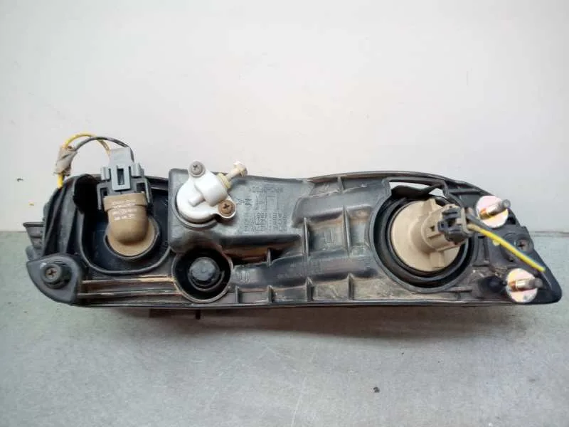 Faro Antiniebla Izquierdo para Ssangyong Rexton