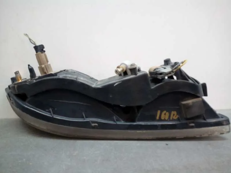Faro Antiniebla Izquierdo para Ssangyong Rexton