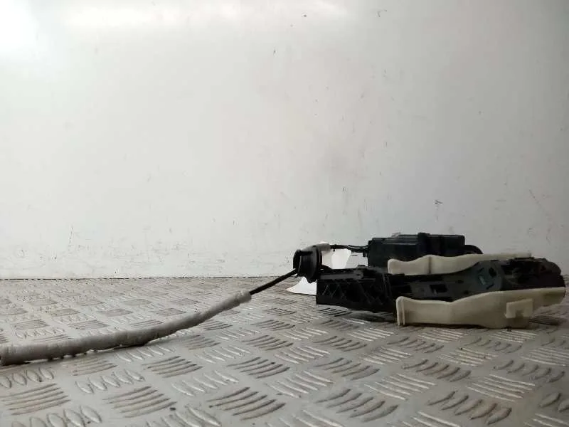 Cerradura Puerta Trasera Derecha para Skoda Superb (3V3)