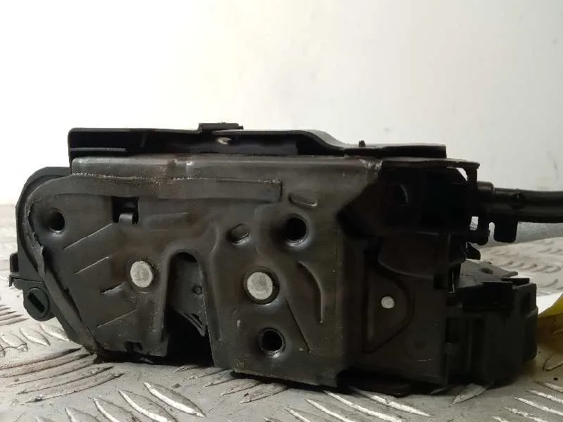 Cerradura Puerta Trasera Derecha para Skoda Superb (3V3)
