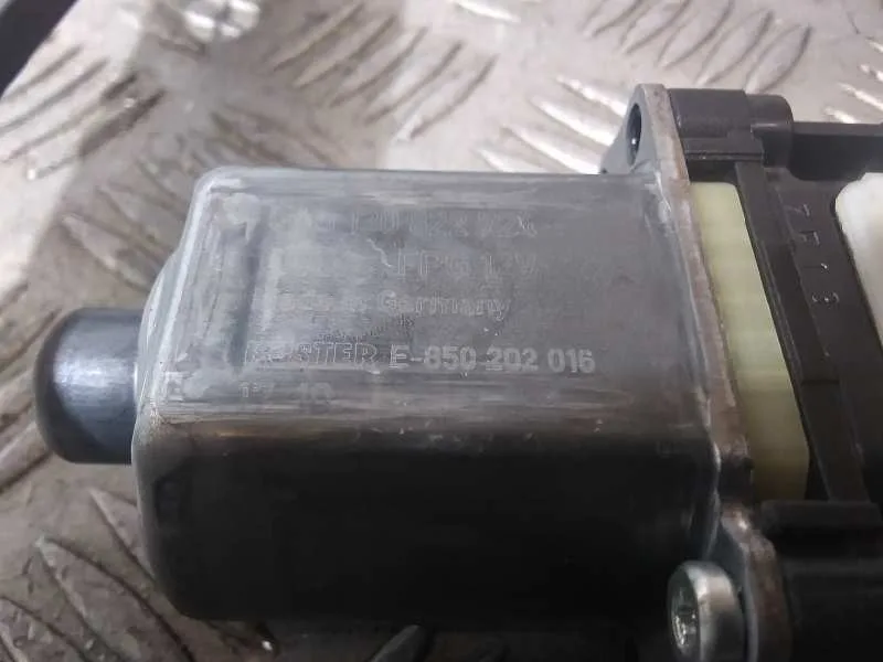 Elevalunas Trasero Derecho para Skoda Superb (3V3)