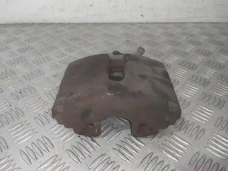 Pinza Freno Delantera Izquierda para Volkswagen Passat Berlina (3C2)