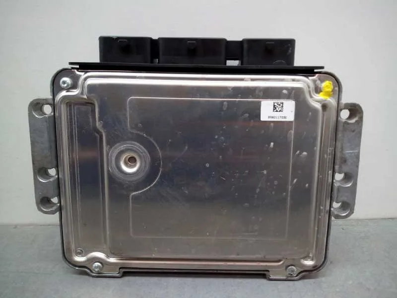 Centralita Motor Uce para Ford Focus Lim. (Cb4)