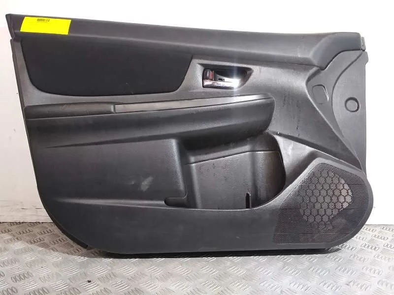 Guarnecido Puerta Delantera Izquierda para Subaru Xv