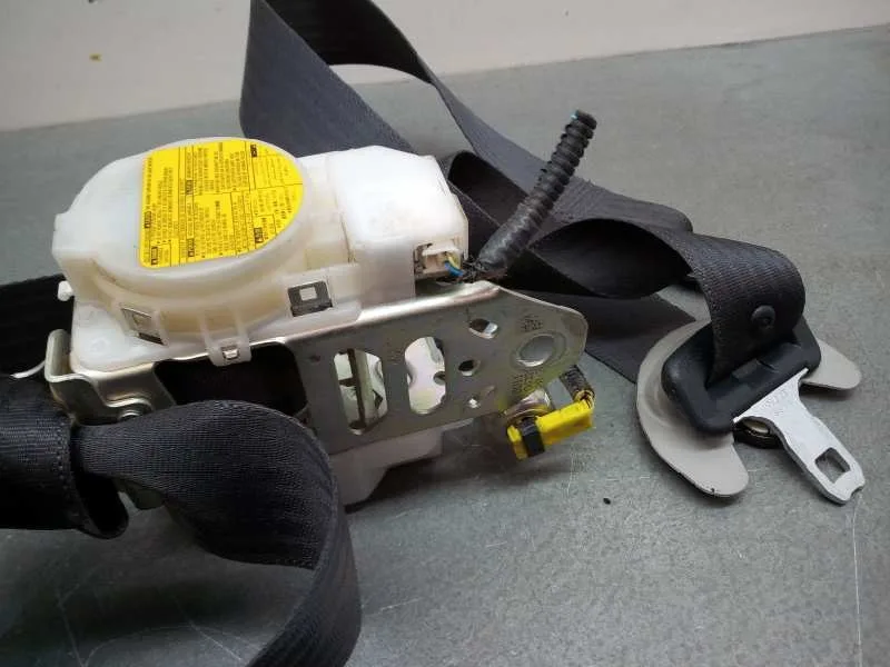 Pretensor Airbag Derecho para Lexus Is200 (Ds2/Is2)