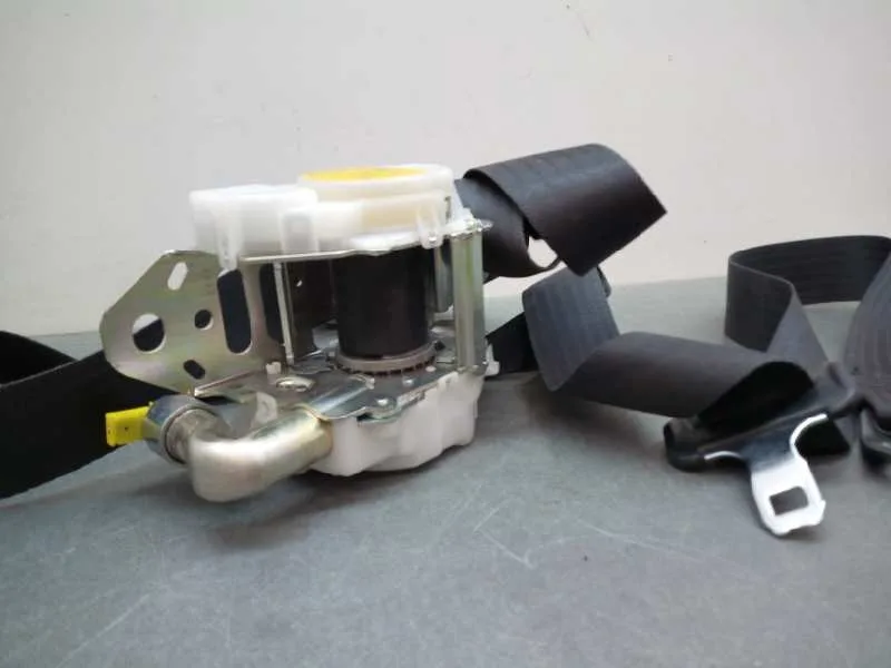 Pretensor Airbag Izquierdo para Lexus Is200 (Ds2/Is2)