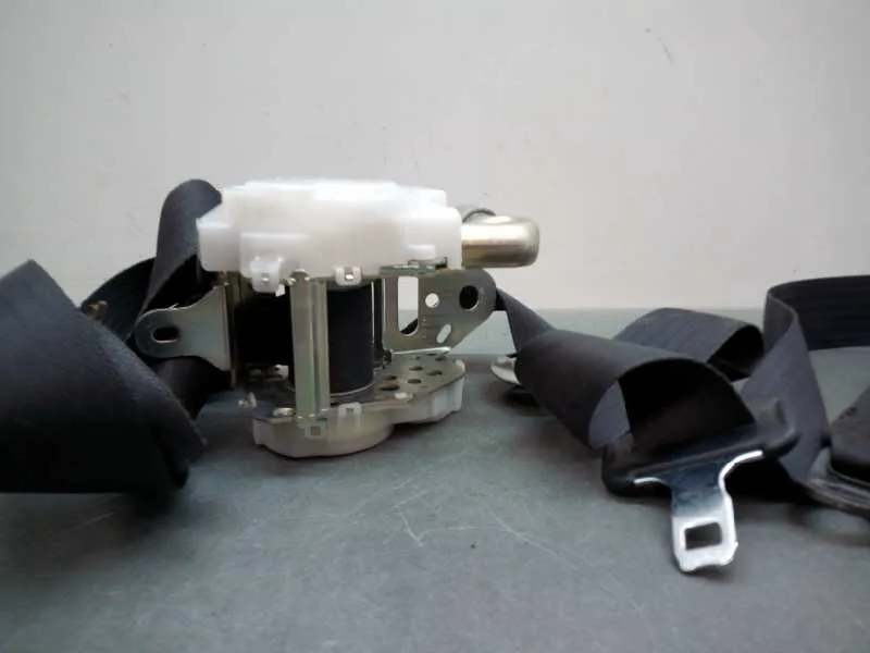 Pretensor Airbag Izquierdo para Lexus Is200 (Ds2/Is2)