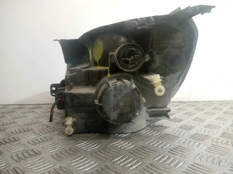 Faro Derecho para Ford Fiesta (Cbk)
