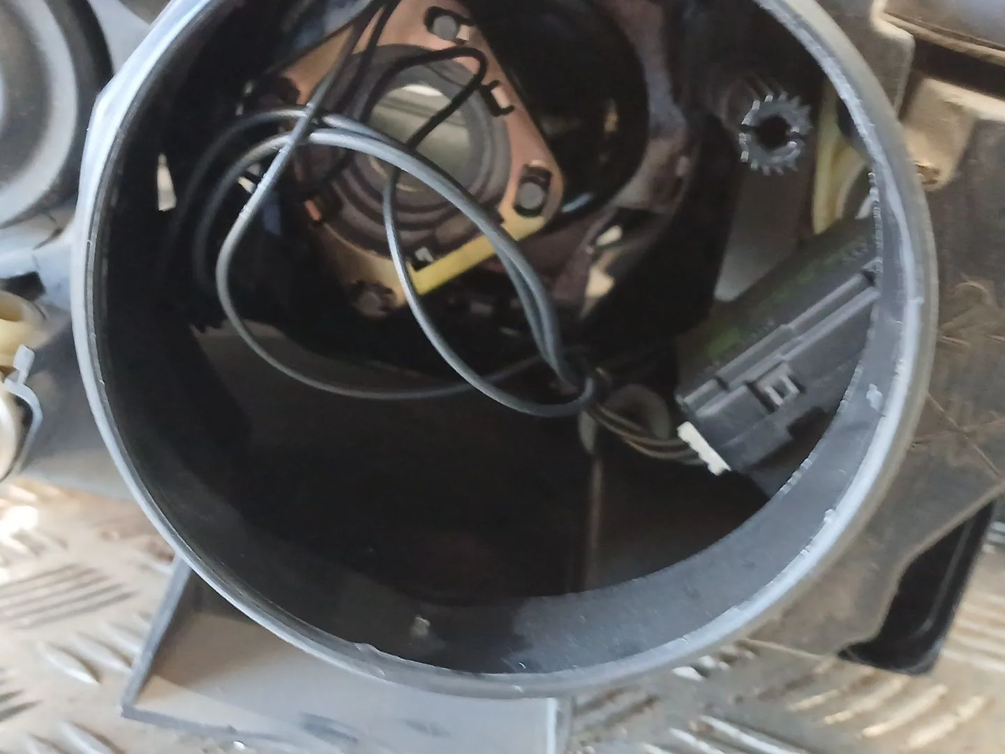 Faro Izquierdo para Volkswagen Passat Berlina (3C2)