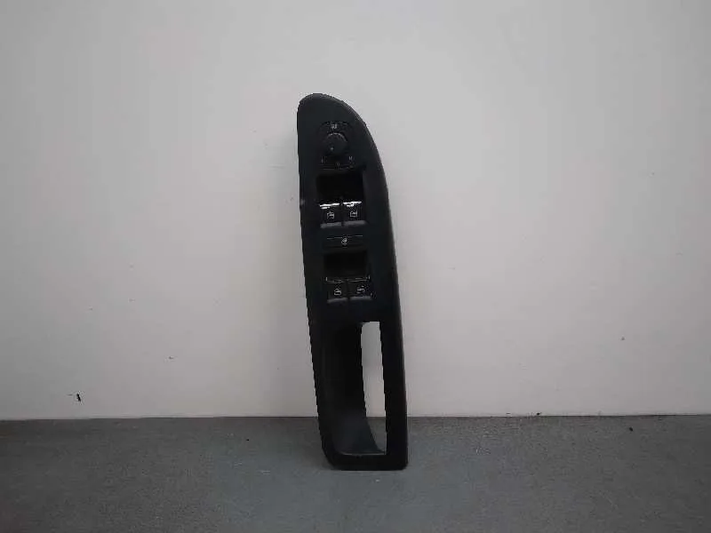 Mando Elevalunas Delantero Izquierdo para Volkswagen Passat Berlina (3C2)