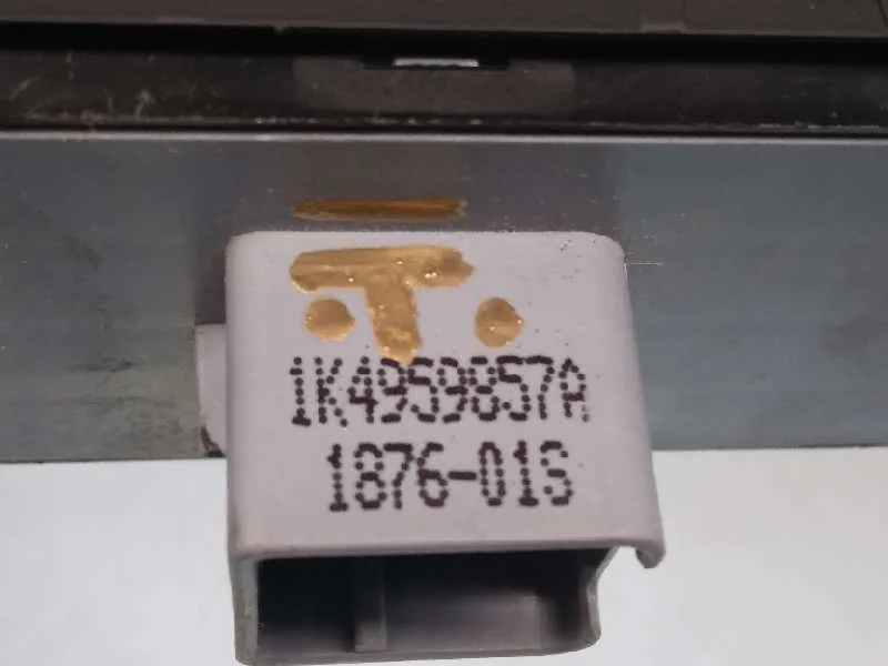 Mando Elevalunas Delantero Izquierdo para Volkswagen Passat Berlina (3C2)