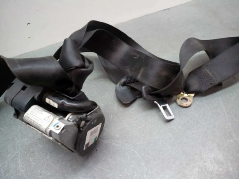 Pretensor Airbag Derecho para Skoda Superb (3U4)