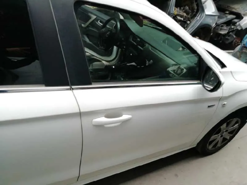 Puerta Delantera Derecha para Citroën C-Elysee