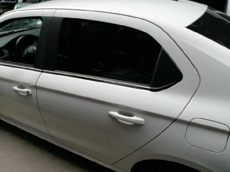 Puerta Trasera Izquierda para Citroën C-Elysee
