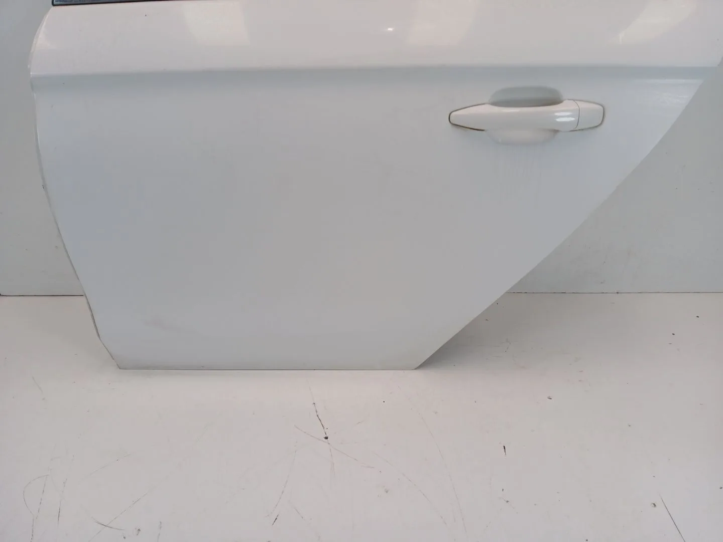 Puerta Trasera Izquierda para Citroën C-Elysee