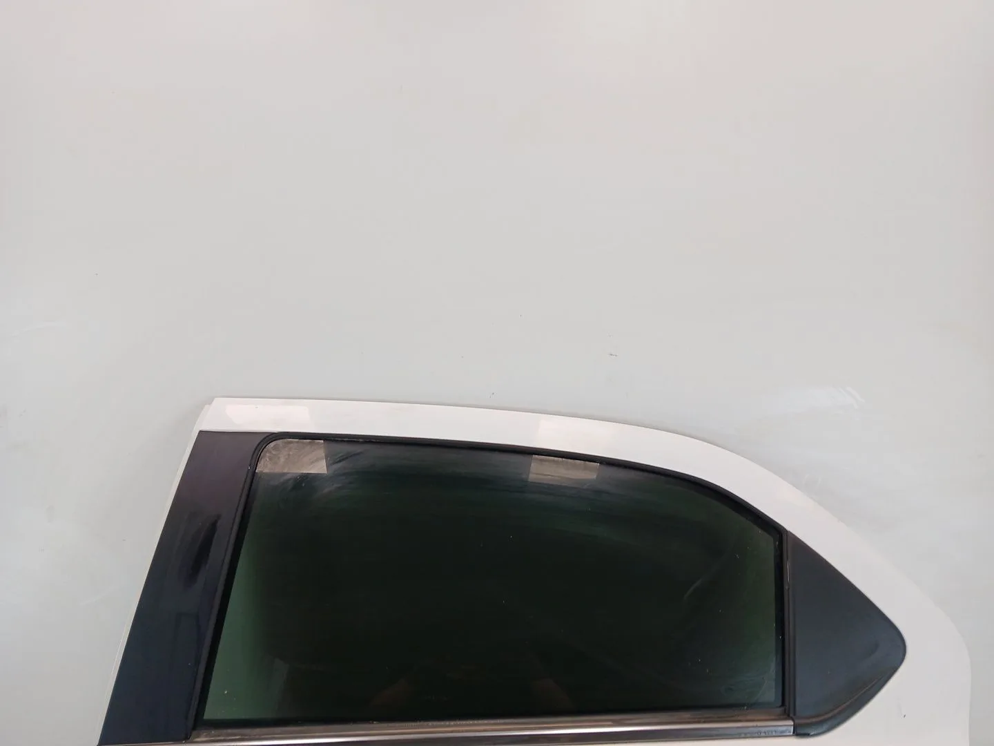 Puerta Trasera Izquierda para Citroën C-Elysee