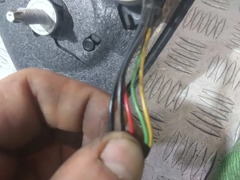Retrovisor Izquierdo para Citroën C-Elysee