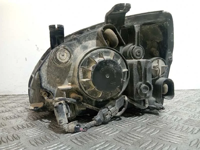 Faro Derecho para Kia Carens