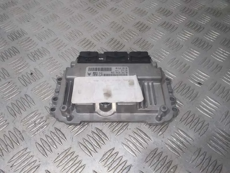 Centralita Motor Uce para Citroën C4 Coupe