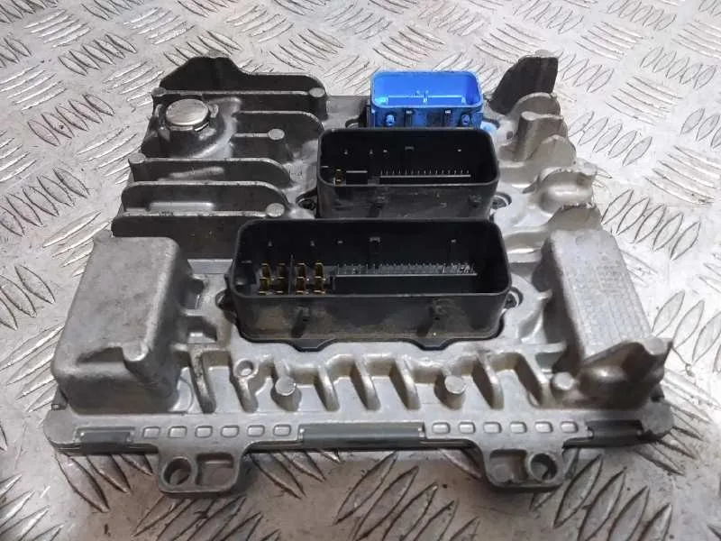 Centralita Motor Uce para Opel Mokka